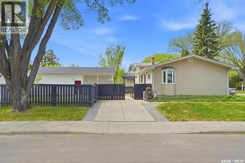 52 Potter Crescent, Saskatoon, SK - Outdoor