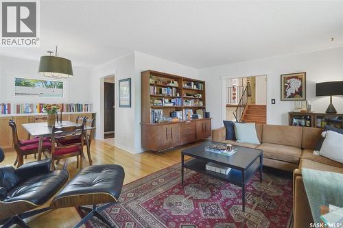 52 Potter Crescent, Saskatoon, SK - Indoor Photo Showing Living Room