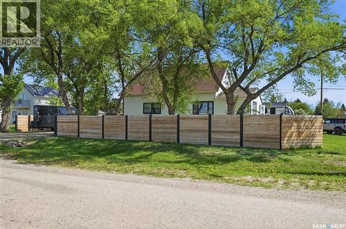 780 Railway Avenue, Elbow, SK - Outdoor