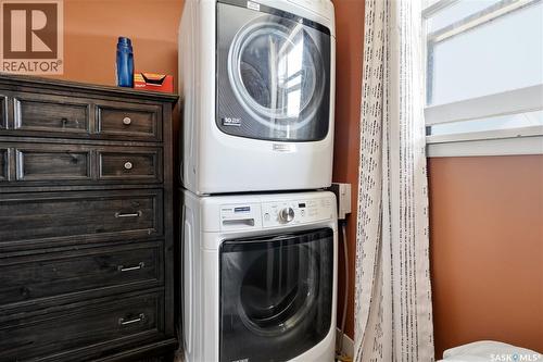 780 Railway Avenue, Elbow, SK - Indoor Photo Showing Laundry Room