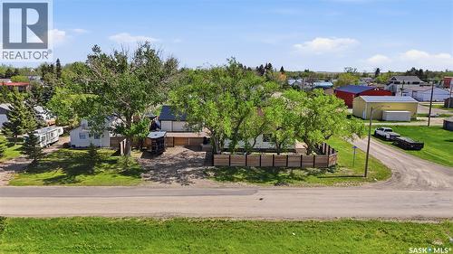 780 Railway Avenue, Elbow, SK - Outdoor