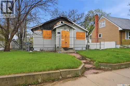 844 6Th Avenue Nw, Moose Jaw, SK - Outdoor
