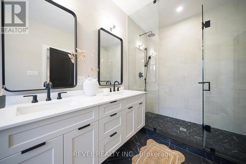Lot 17 Augustus Street, Brant, ON - Indoor Photo Showing Bathroom