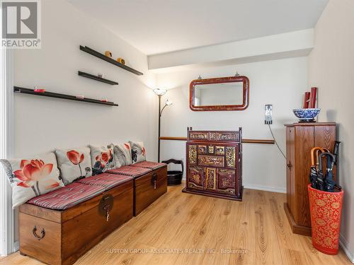 1706 - 23 Lorraine Drive, Toronto, ON - Indoor Photo Showing Other Room