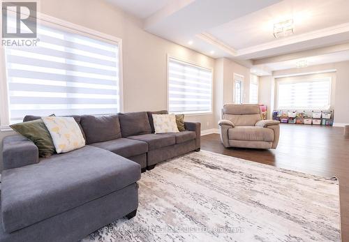 3314 Montreal Road, Cornwall, ON - Indoor Photo Showing Living Room