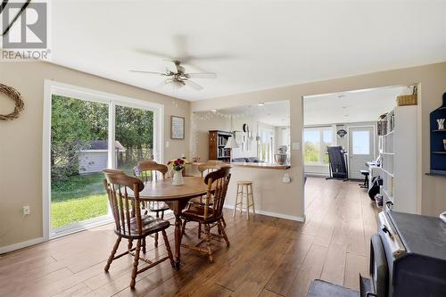 540 Smith Rd, Desbarats, ON - Indoor Photo Showing Dining Room