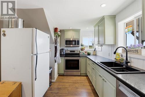 540 Smith Rd, Desbarats, ON - Indoor Photo Showing Kitchen With Double Sink