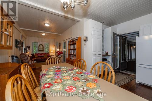 127 Paisley Drive, Chatsworth, ON - Indoor Photo Showing Dining Room