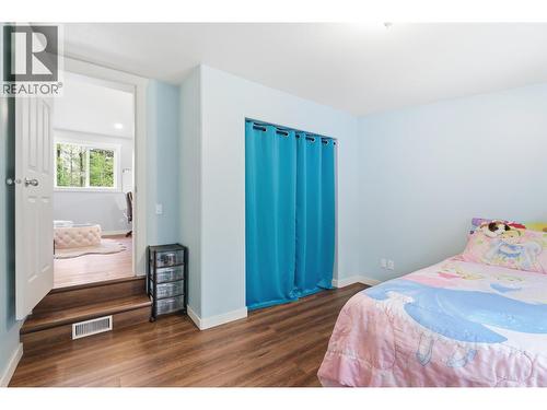 2102 Quartz Road, Quesnel, BC - Indoor Photo Showing Bedroom