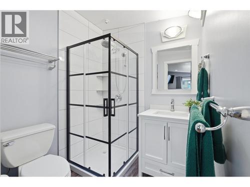 2102 Quartz Road, Quesnel, BC - Indoor Photo Showing Bathroom