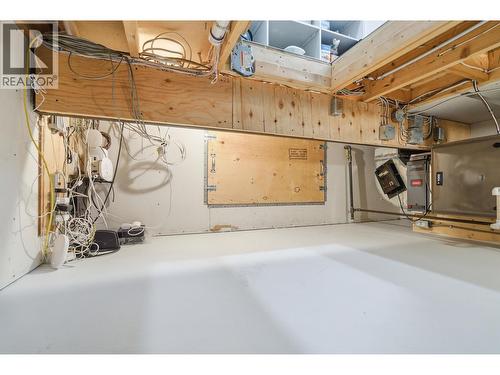 2102 Quartz Road, Quesnel, BC - Indoor Photo Showing Other Room
