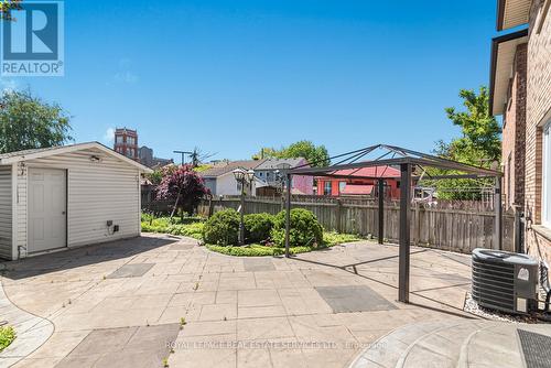 206 Bay Street N, Hamilton, ON - Outdoor