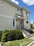 45 - 30 MCDERMOT COURT Ottawa, ON K2L 3V3