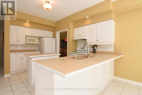 2158 Country Club Drive, Burlington, ON - Indoor Photo Showing Kitchen