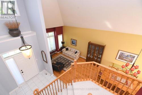 2158 Country Club Drive, Burlington, ON - Indoor