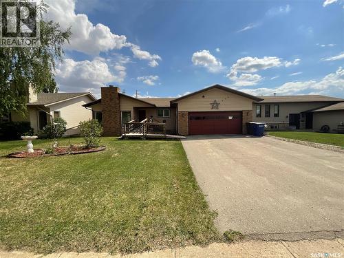 207 7Th Street S, Wakaw, SK - Outdoor
