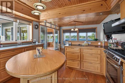 185 Picnic Island Road, Georgian Bay (Baxter), ON - Indoor