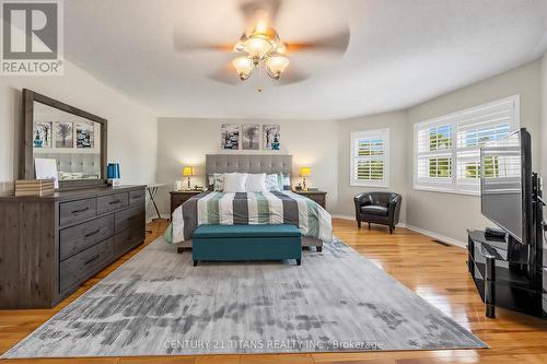 3865 Brinwood Gate, Mississauga, ON - Indoor Photo Showing Bedroom