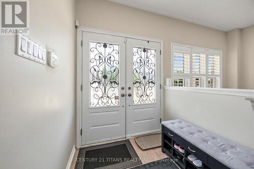 3865 Brinwood Gate, Mississauga, ON - Indoor Photo Showing Other Room