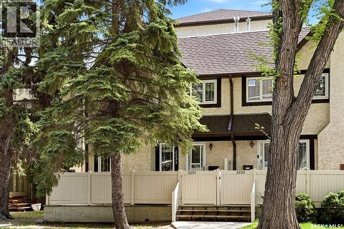 2231 McIntyre STREET  Regina, SK S4P 2S1