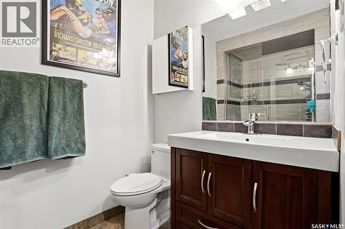 2231 Mcintyre Street, Regina, SK - Indoor Photo Showing Bathroom