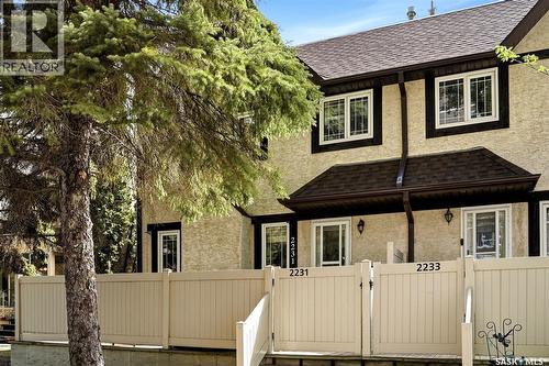 2231 Mcintyre Street, Regina, SK - Outdoor