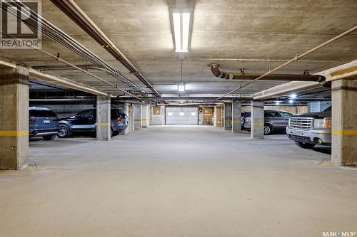 2231 Mcintyre Street, Regina, SK - Indoor Photo Showing Garage