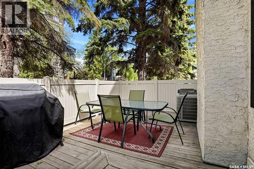 2231 Mcintyre Street, Regina, SK - Outdoor With Deck Patio Veranda