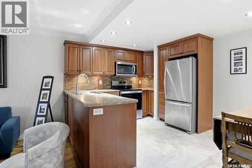2231 Mcintyre Street, Regina, SK - Indoor Photo Showing Kitchen