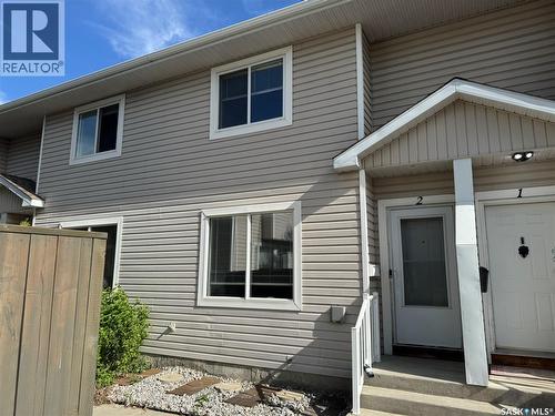 2 802 K Avenue N, Saskatoon, SK - Outdoor With Exterior