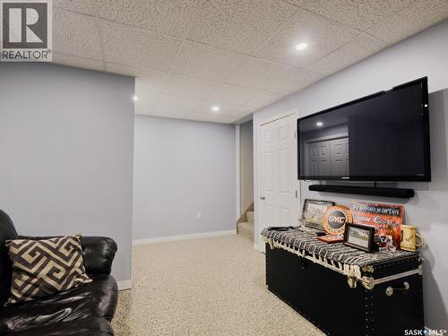 302 7Th Street E, Rosetown, SK - Indoor