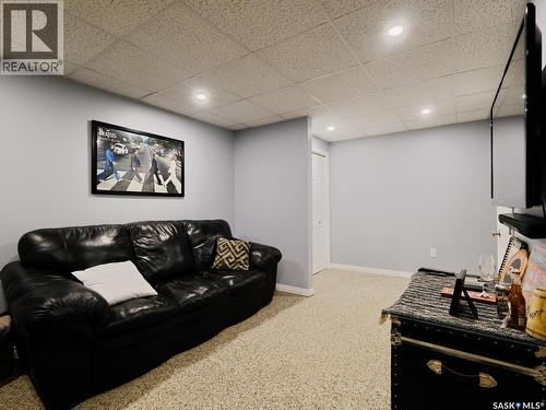 302 7Th Street E, Rosetown, SK - Indoor Photo Showing Basement