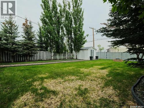 302 7Th Street E, Rosetown, SK - Outdoor