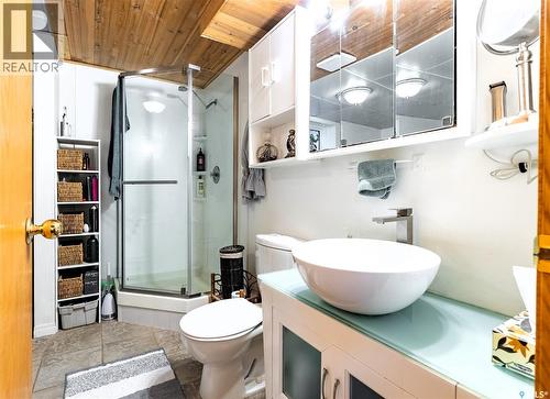 37 Mccrimmon Crescent, Shields, SK - Indoor Photo Showing Bathroom