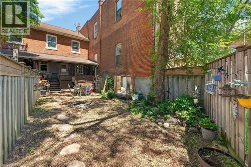 18 King Street Unit# A&B, Cayuga, ON - Outdoor