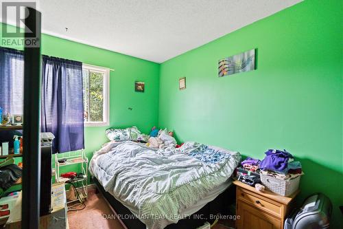 84 Long Drive, Whitby, ON - Indoor Photo Showing Bedroom