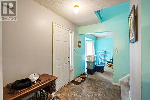 84 Long Drive, Whitby, ON - Indoor Photo Showing Other Room