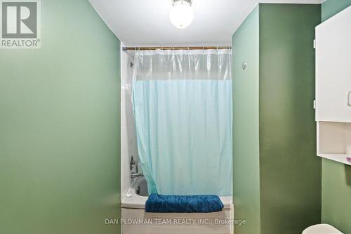 84 Long Drive, Whitby, ON - Indoor Photo Showing Bathroom