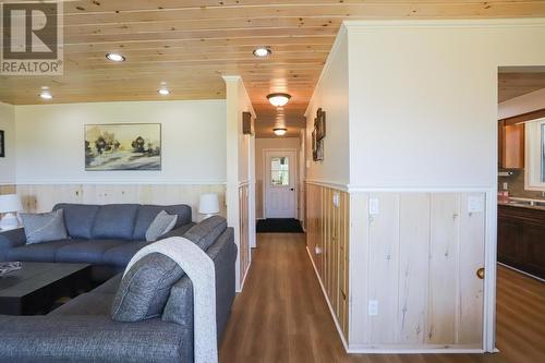 2632 A Line Rd, Richards Landing, ON - Indoor Photo Showing Living Room