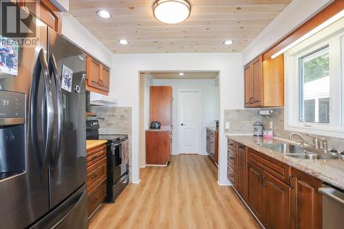 2632 A Line Rd, Richards Landing, ON - Indoor Photo Showing Kitchen With Double Sink