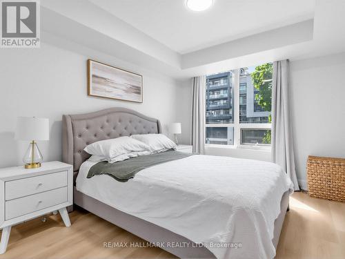 215 - 650 Sheppard Avenue E, Toronto, ON - Indoor Photo Showing Bedroom