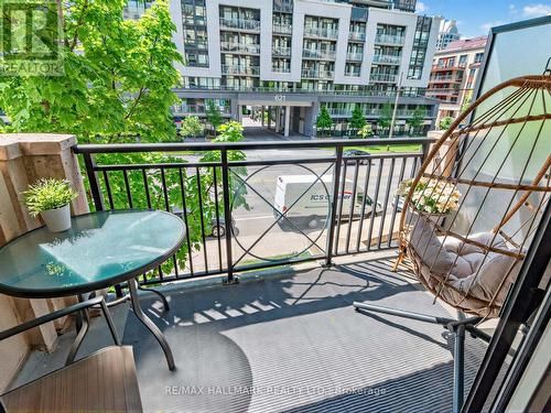 215 - 650 Sheppard Avenue E, Toronto, ON - Outdoor