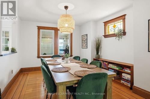 146 Park Row S, Hamilton, ON - Indoor Photo Showing Dining Room