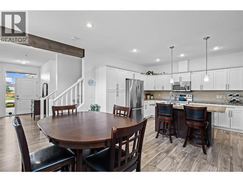Open Concept Living - Main Floor - 827 Juniper Road, Kelowna, BC - Indoor Photo Showing Dining Room