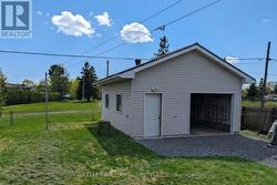 Detached heated Garage. 60 AMP panel, steel roof. - 