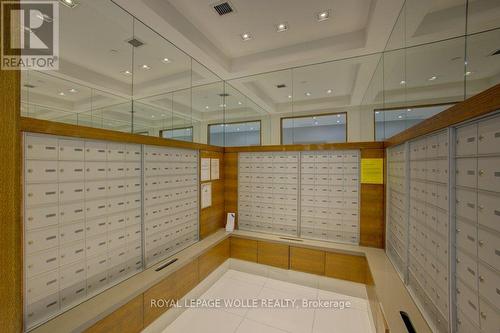 1601 - 75 Eglinton Avenue W, Mississauga, ON - Indoor Photo Showing Other Room
