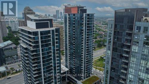 1601 - 75 Eglinton Avenue W, Mississauga, ON - Outdoor