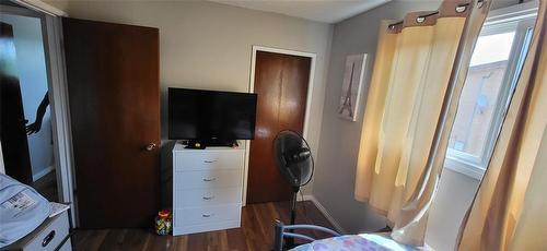 12 5 Queens Crescent, Brandon, MB - Indoor