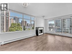 802 158 W 13TH STREET North Vancouver, BC V7M 0A7