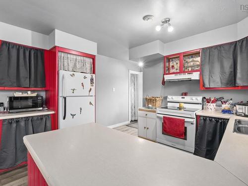 1335 Highway 2, Lantz, NS 
